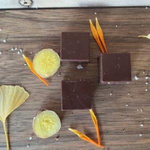 Pavés noir - gingembre, sachet 100g